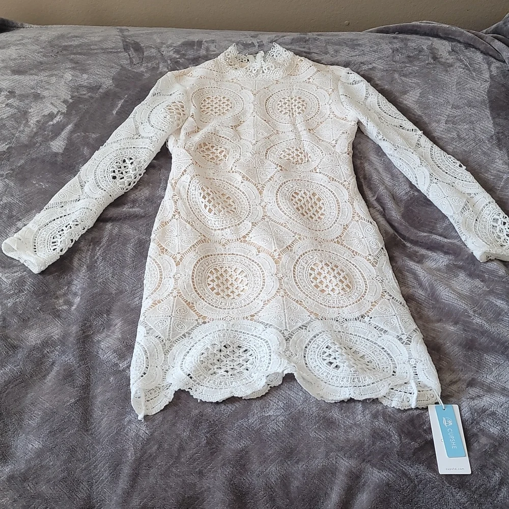 Dress - Picture 1 of 6